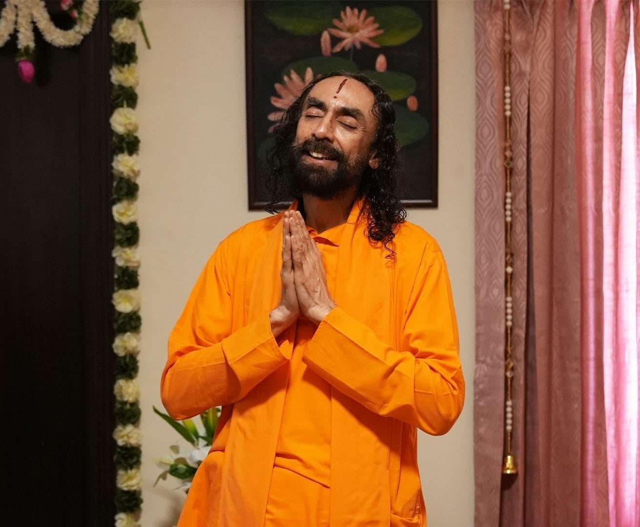 Believe it or not, there is a test to identify true love. What is it? True love is where there is a reason for it to be destroyed, and yet it continues unabated.