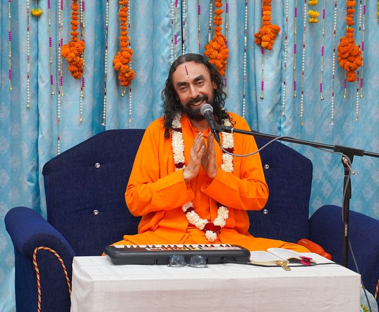 When God bestows grace, He will empower our material senses, mind, and intellect with divine energy. Equipped with His power, we will see Him, know Him, and love Him.