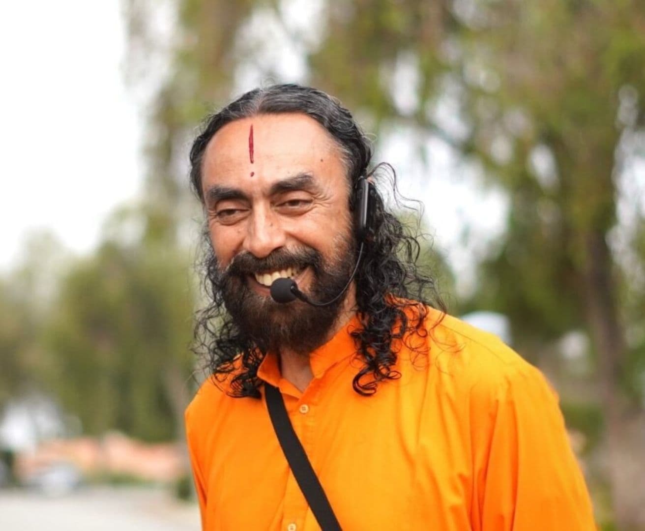 To rein in the mind, the intellect must exercise its ability for discernment. In the Bhagavad Gita, this is called Buddhi Yog. Discernment requires empowering the intellect with divine knowledge.