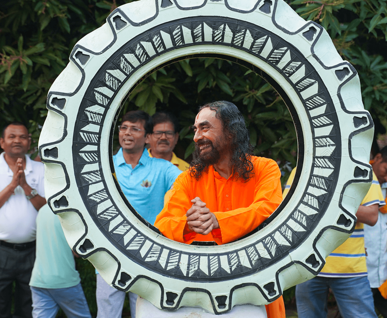 जब हमारी बुद्धि श्रेष्ठ ज्ञान के मार्ग पर चलती है तो वह भगवान को अर्पित हो जाती है।